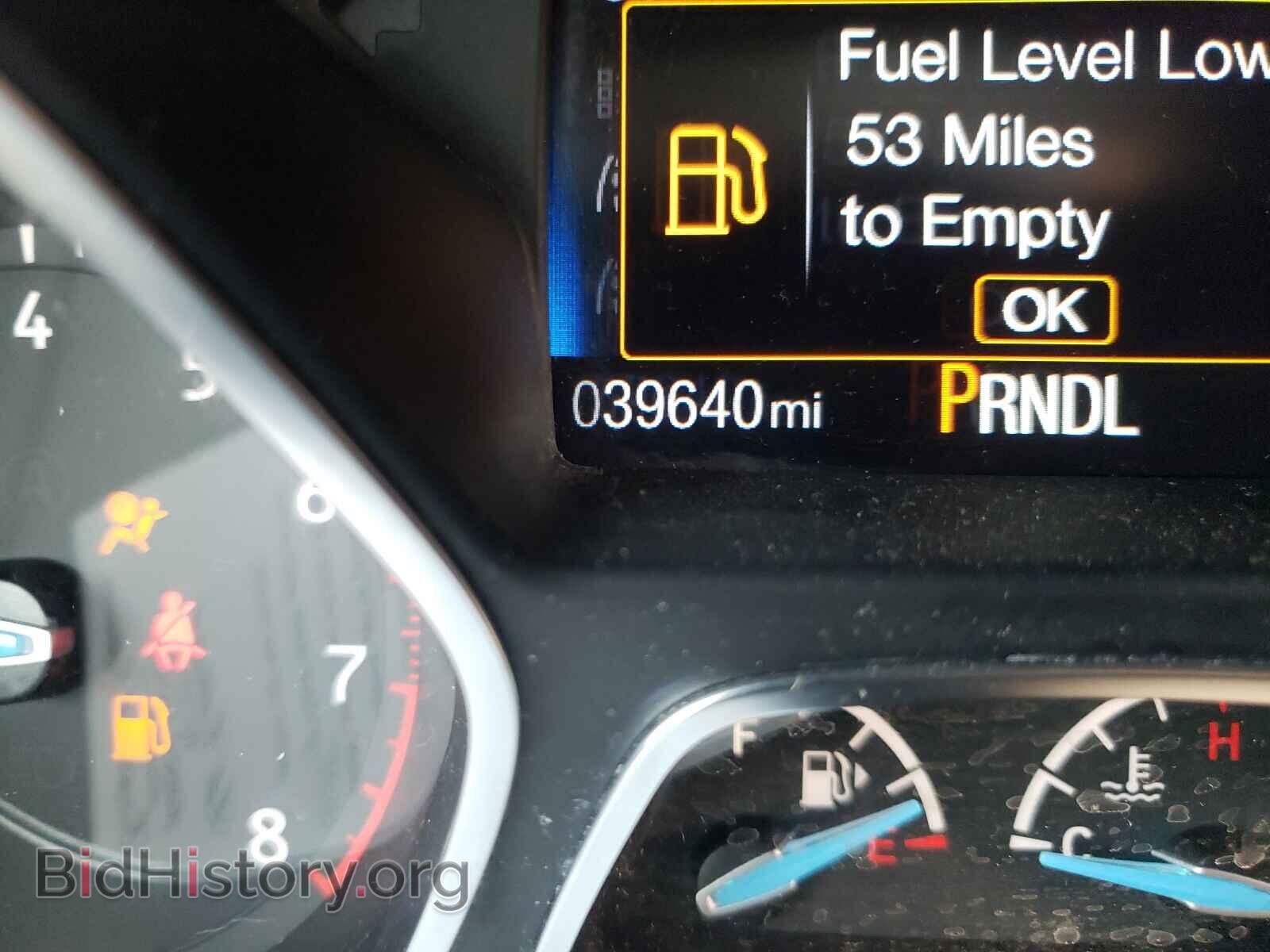 2017 FORD FOCUS - VIN: 1FADP3F25HL305596 - Photo 8