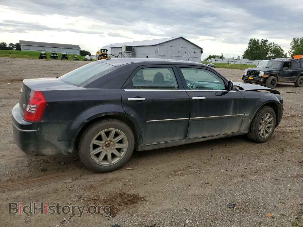 2010 CHRYSLER 300 - VIN: 2C3CA5CV1AH123354 - Фото 3