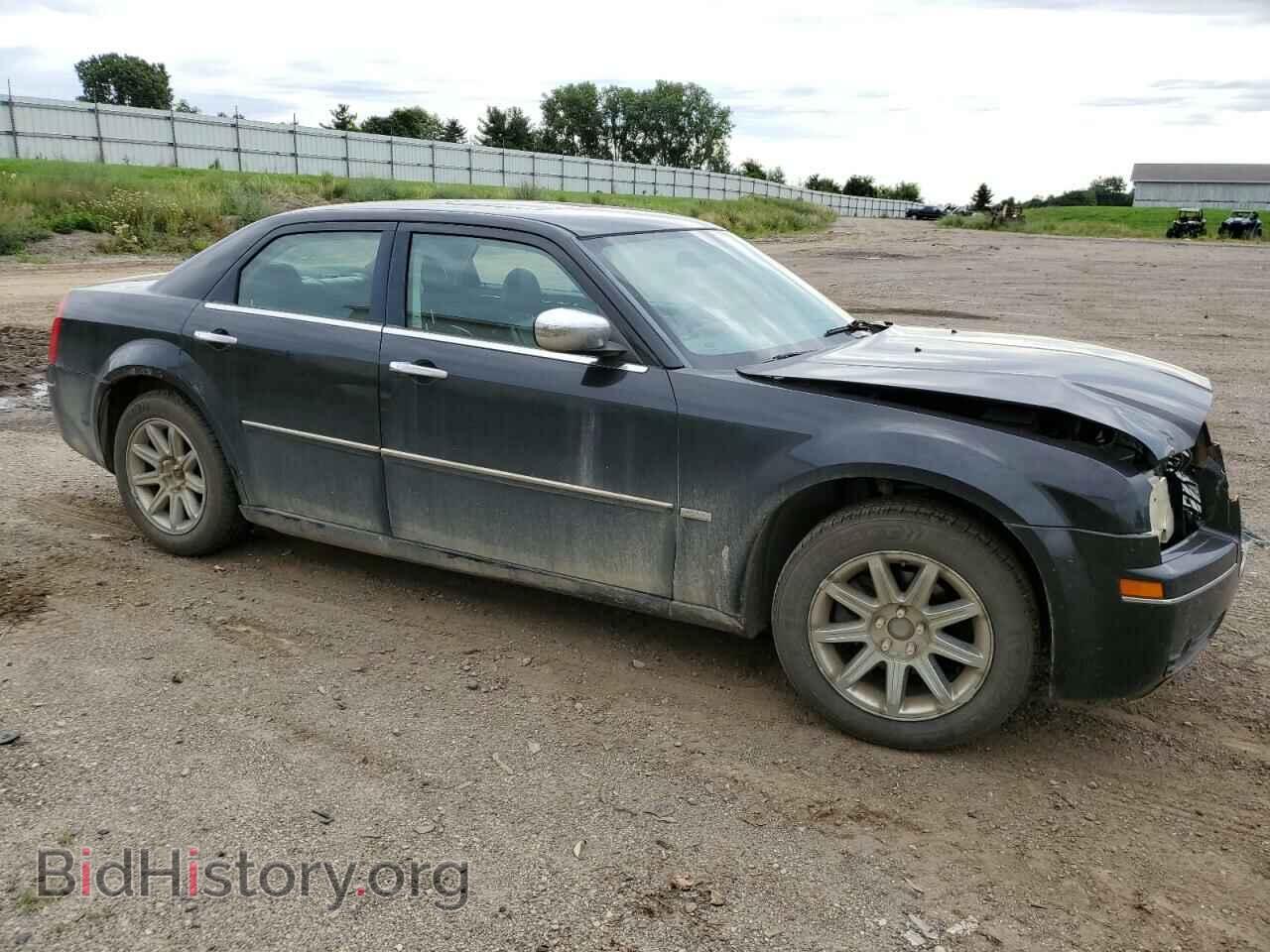 2010 CHRYSLER 300 - VIN: 2C3CA5CV1AH123354 - Фото 4