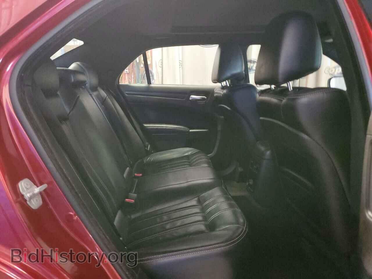 2014 CHRYSLER 300 - VIN: 2C3CCABG3EH358205 - Фото 10