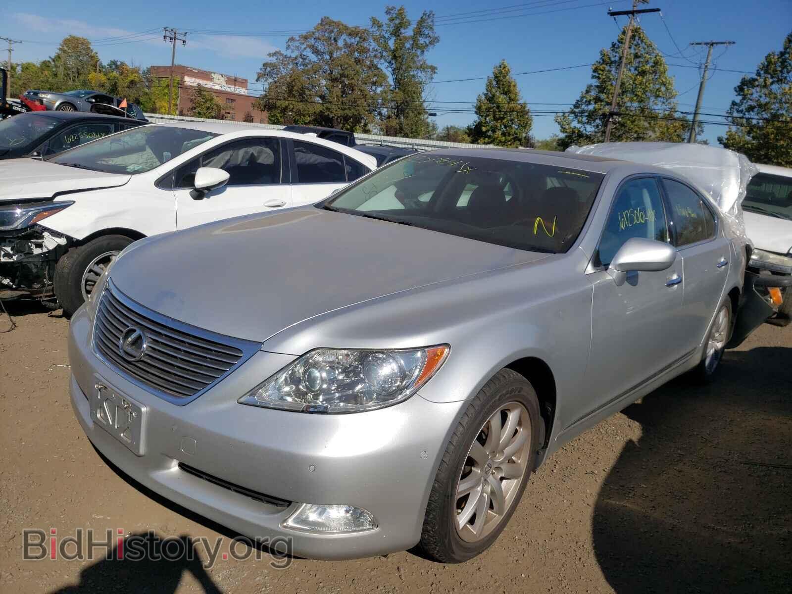 2009 LEXUS LS460 - VIN: JTHCL46F995001475 - Фото 2