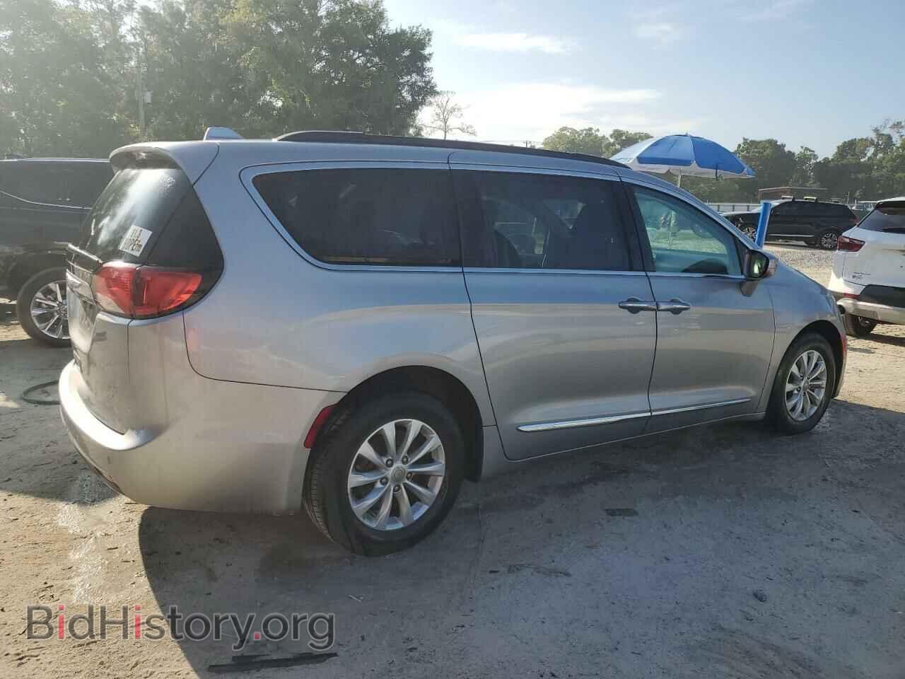 2017 CHRYSLER PACIFICA - VIN: 2C4RC1BG6HR583433 - Photo 3