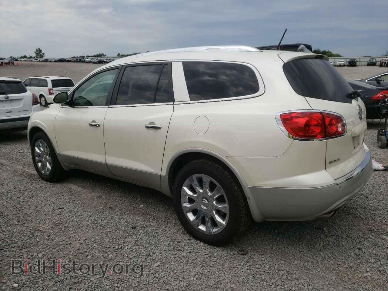 2011 BUICK ENCLAVE - VIN: 5GAKRCED8BJ345030 - Фото 2
