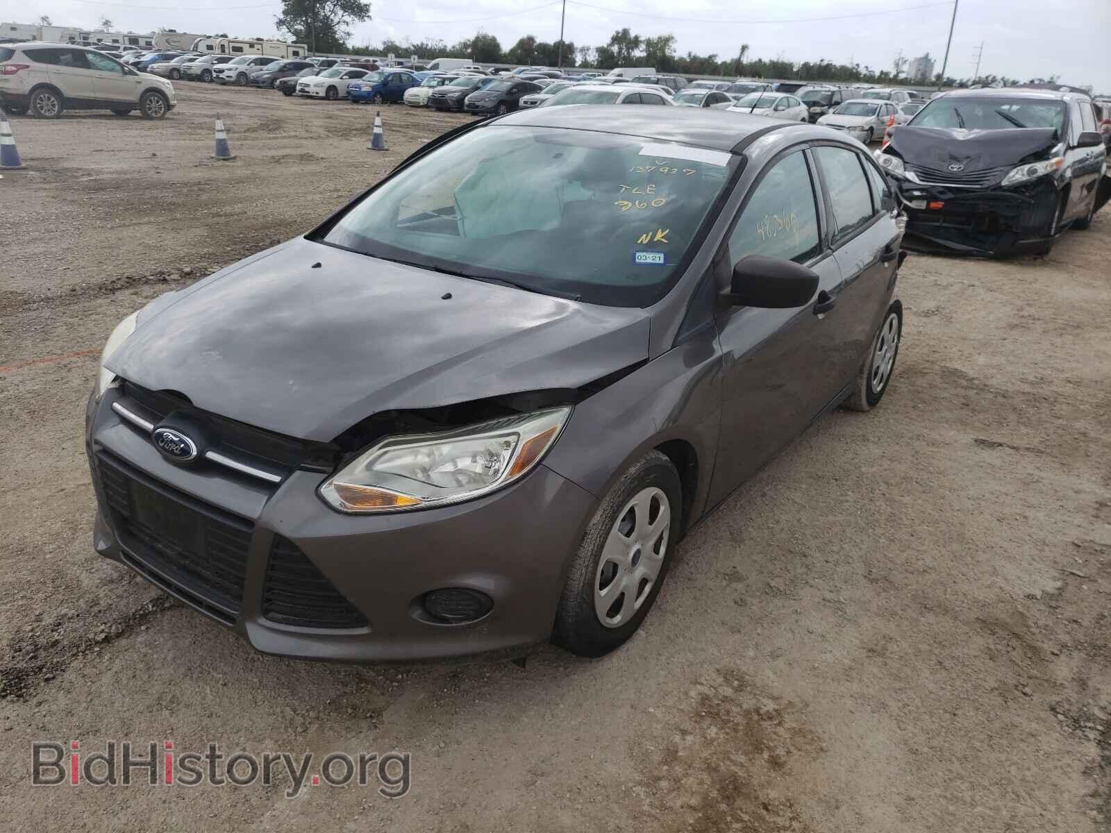 2014 FORD FOCUS - VIN: 1FADP3E29EL137927 - Photo 2