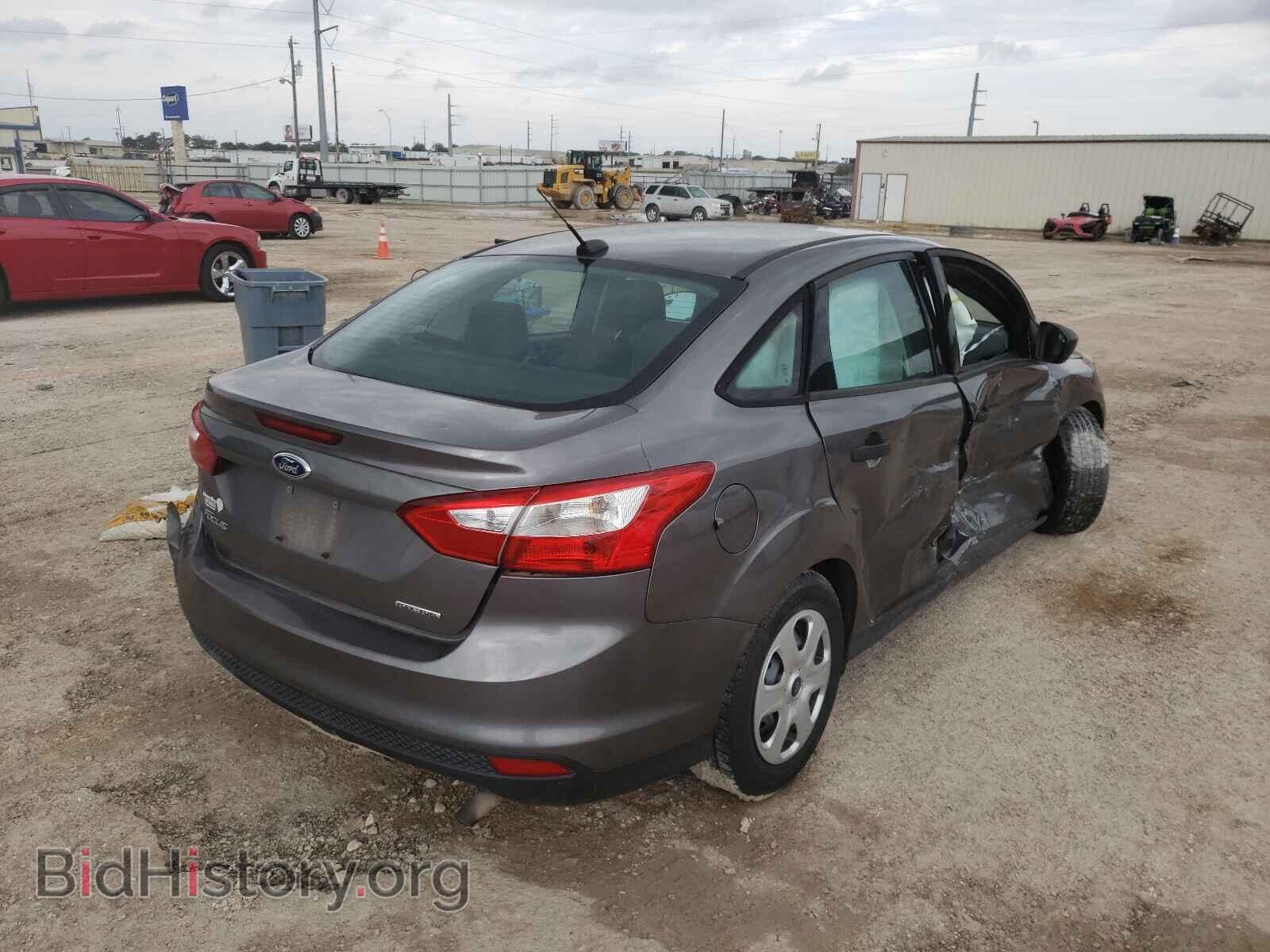 2014 FORD FOCUS - VIN: 1FADP3E29EL137927 - Photo 4