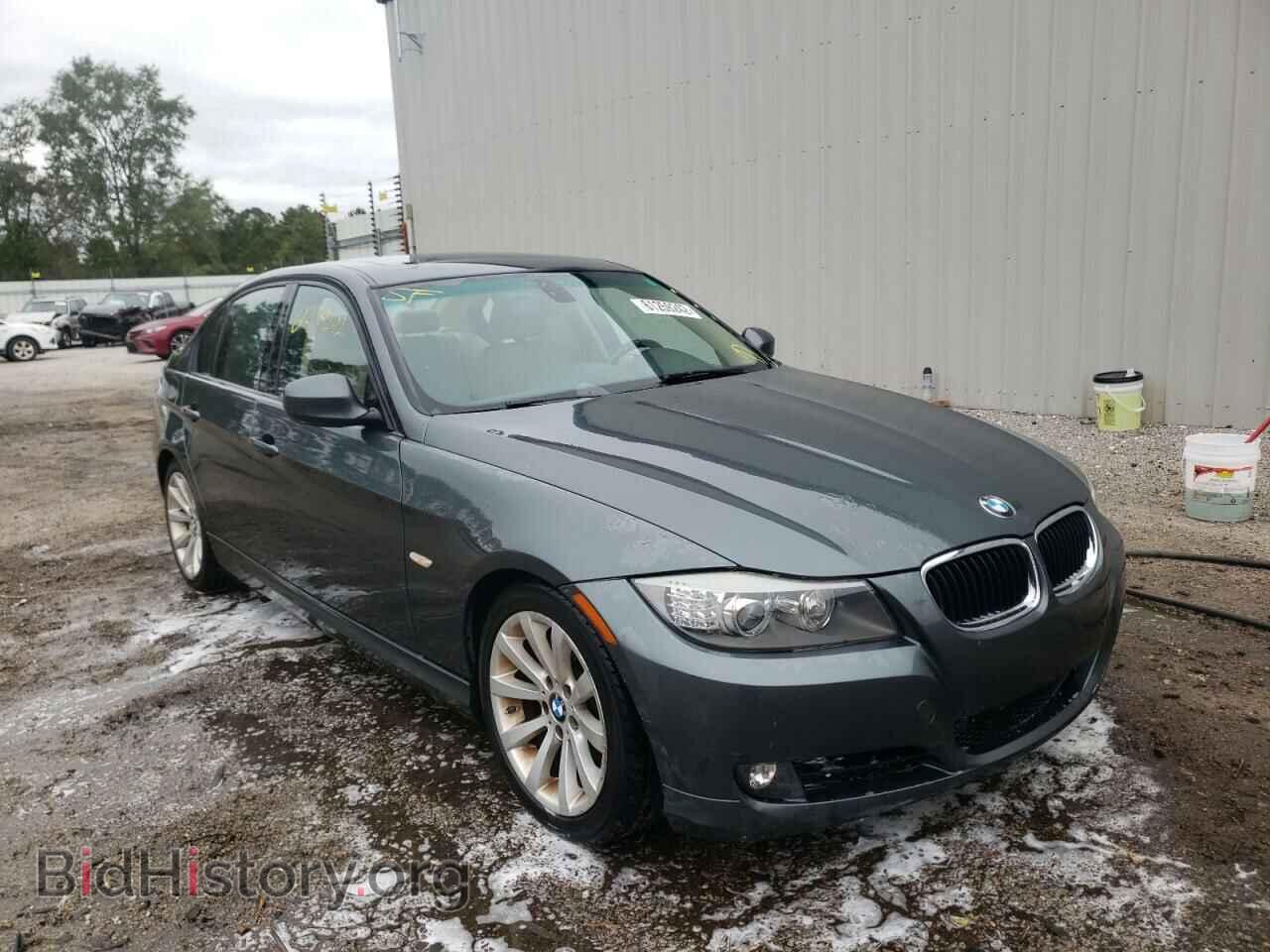 Фотография WBAPH7C55BE679726 - BMW 3 SERIES 2011
