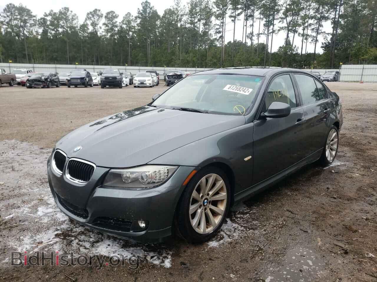 2011 BMW 3 SERIES - VIN: WBAPH7C55BE679726 - Фото 2