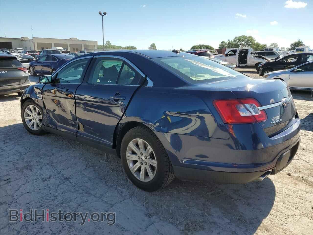 2012 FORD TAURUS - VIN: 1FAHP2DW2CG117640 - Photo 2