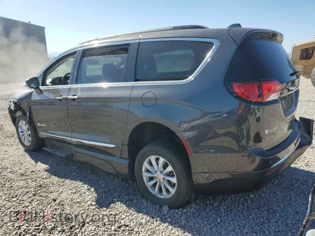 2017 CHRYSLER PACIFICA - VIN: 2C4RC1BG6HR675965 - Фото 2