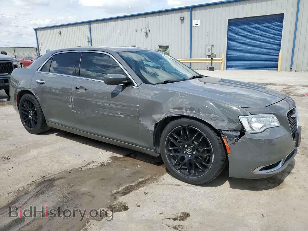 2017 CHRYSLER 300 - VIN: 2C3CCAAG2HH646867 - Фото 4