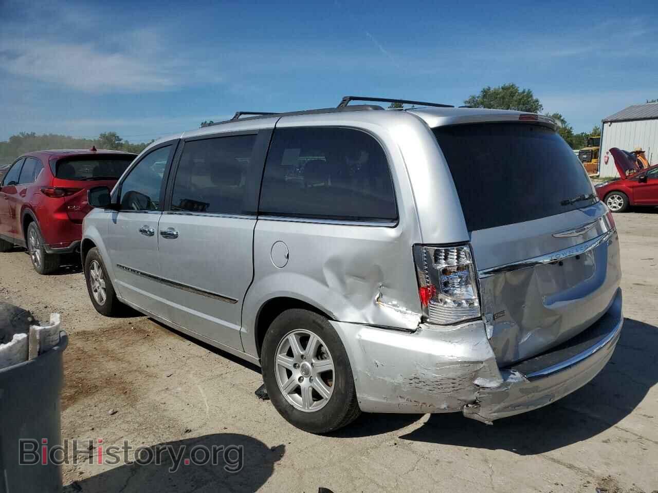 2012 CHRYSLER MINIVAN - VIN: 2C4RC1BGXCR325831 - Фото 2