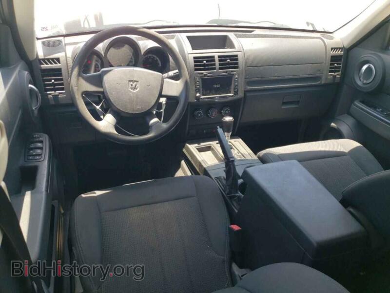 2011 Dodge NITRO (VIN 1D4PT4GK8BW589449) — photo 8 of 13