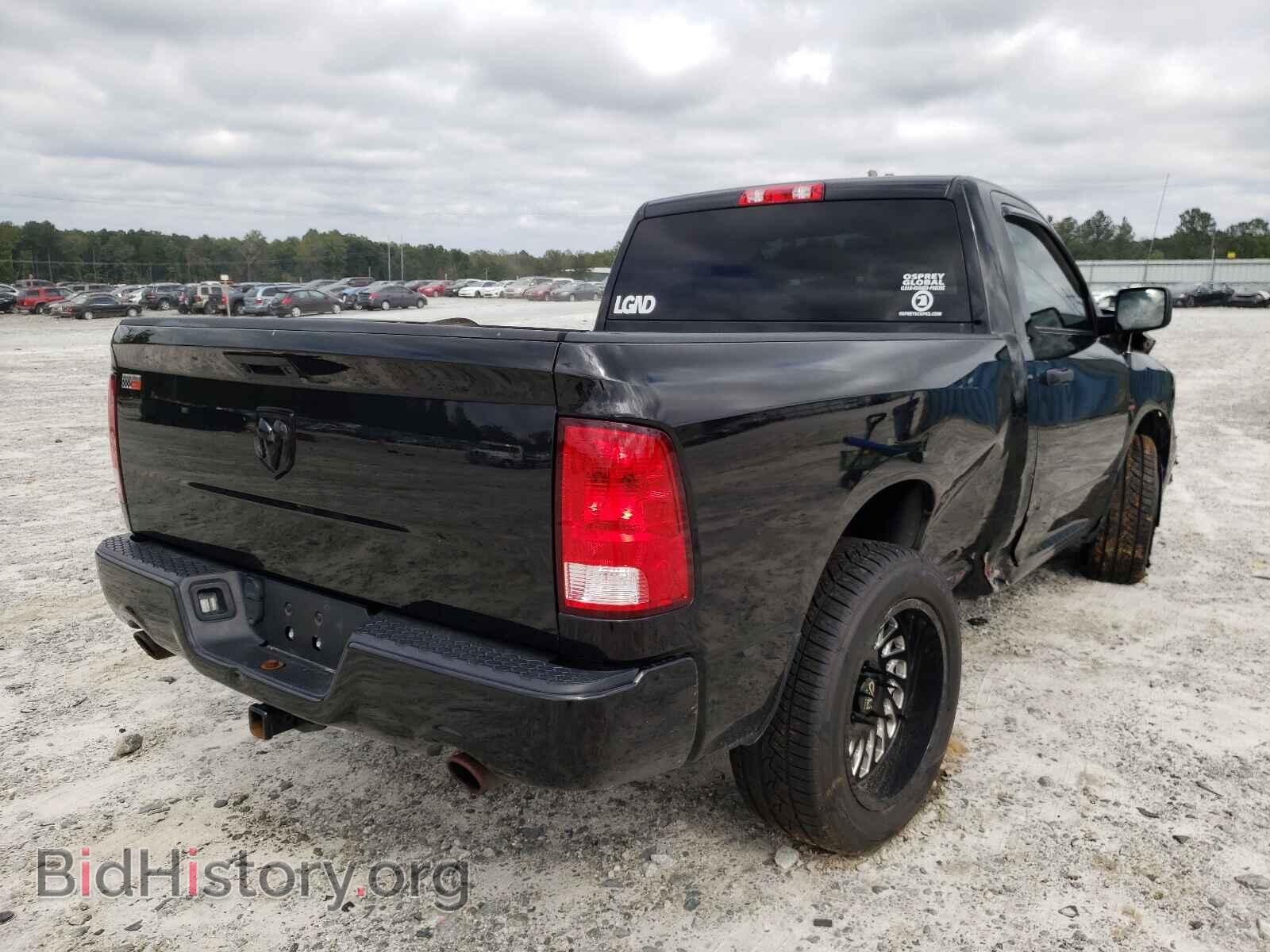 2017 RAM 1500 - VIN: 3C6JR6AT6HG617360 - Фото 4
