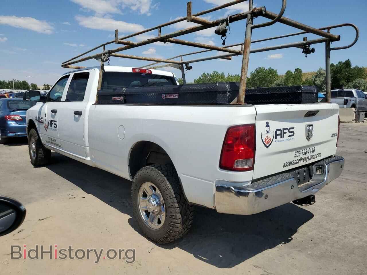 2014 RAM All Models - VIN: 3C6UR5HL1EG287877 - Photo 2