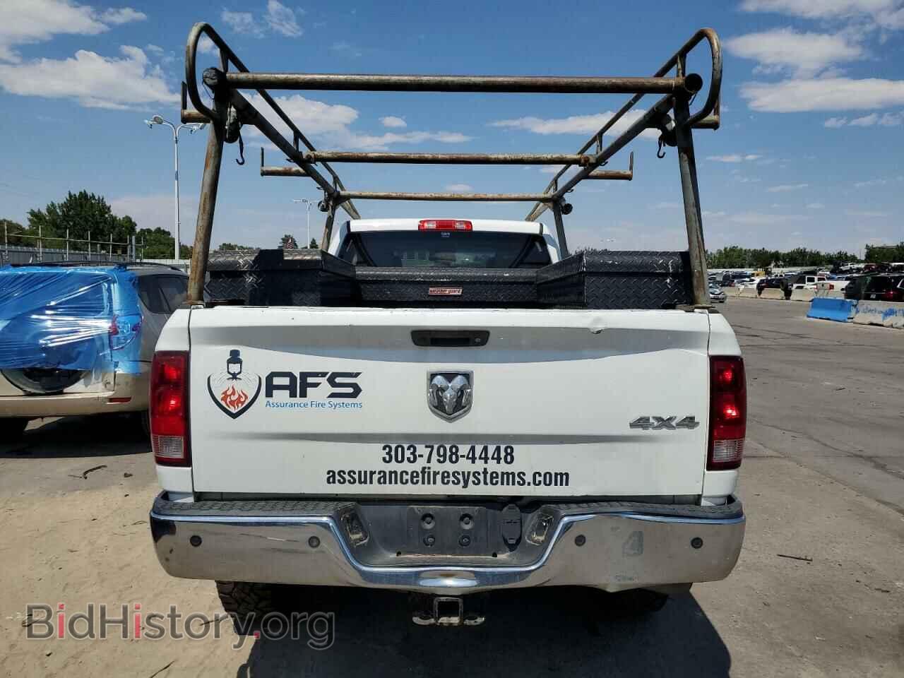 2014 RAM All Models - VIN: 3C6UR5HL1EG287877 - Photo 6