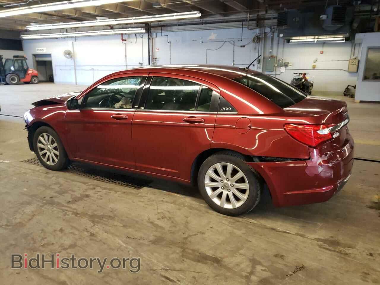 2013 CHRYSLER 200 - VIN: 1C3CCBBB5DN651667 - Фото 2