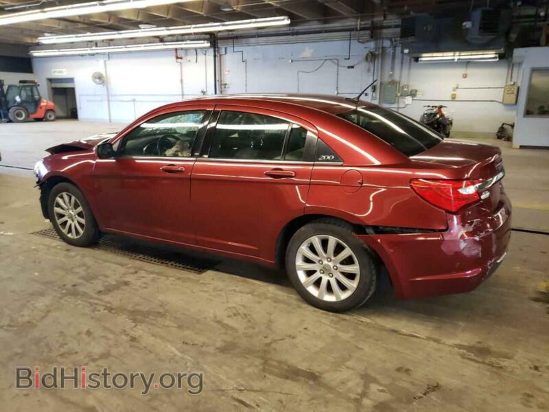 2013 Chrysler 200 (VIN 1C3CCBBB5DN651667) — фото 2 из 12