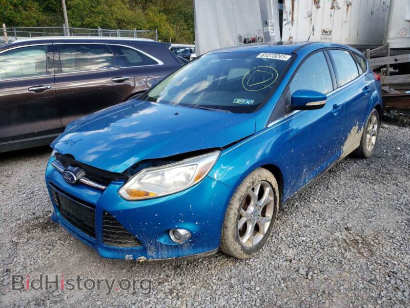 2012 Ford FOCUS (VIN 1FAHP3M2XCL122112) — photo 2 of 10