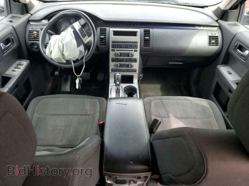 2011 Ford FLEX (VIN 2FMGK5BC6BBD12463) — photo 8 of 13