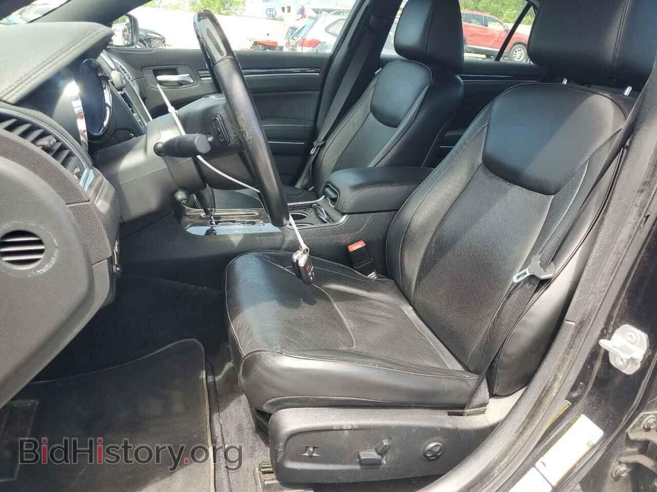 2011 CHRYSLER 300 - VIN: 2C3CA6CT7BH516006 - Photo 7