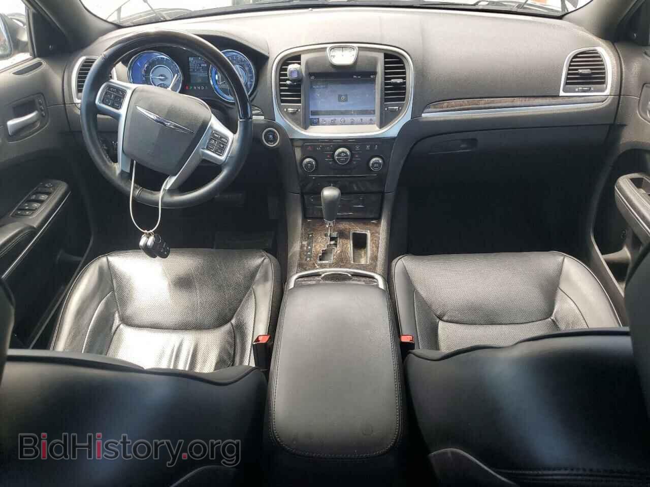 2011 CHRYSLER 300 - VIN: 2C3CA6CT7BH516006 - Photo 8
