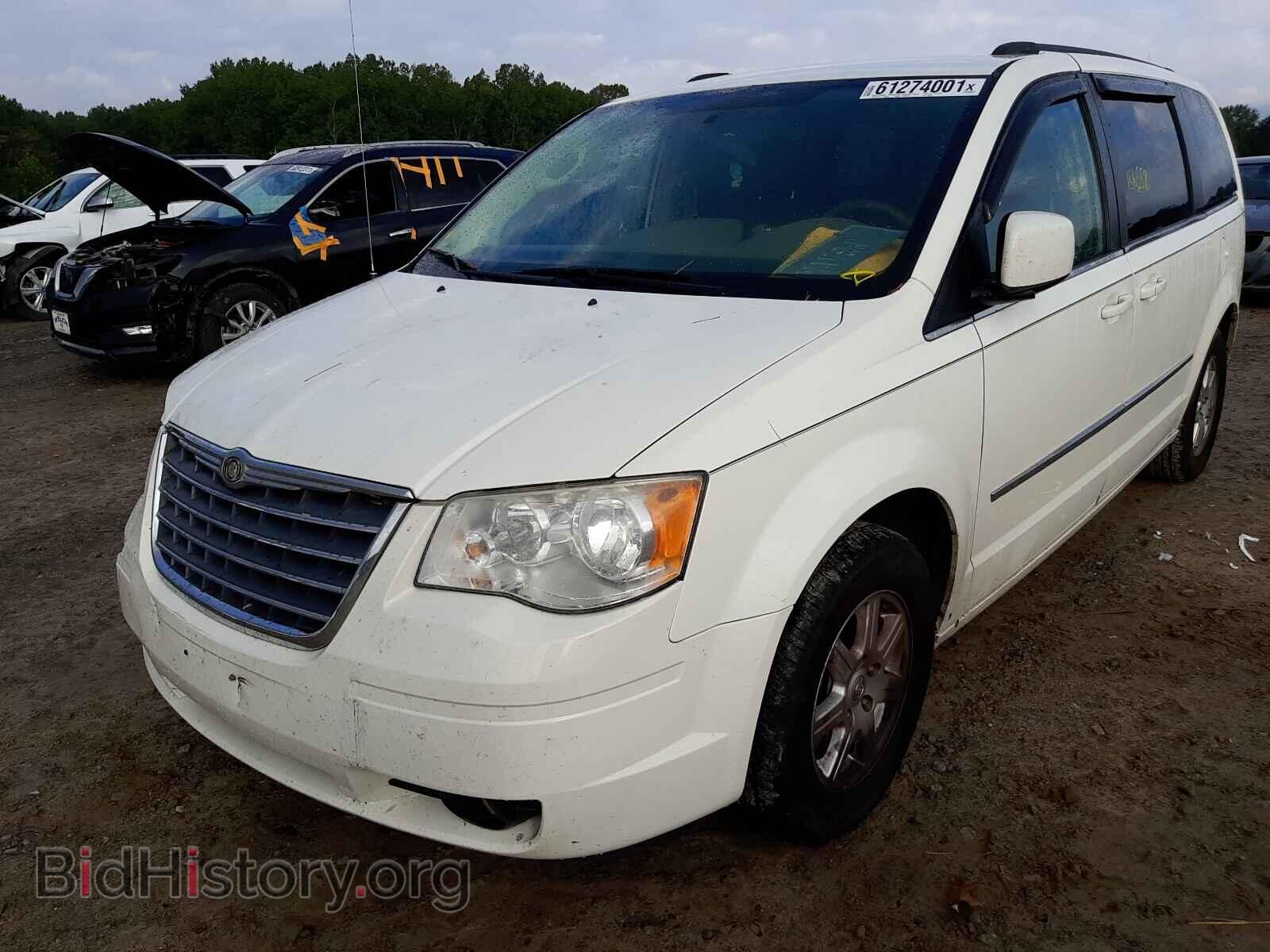 2010 CHRYSLER MINIVAN - VIN: 2A4RR5D1XAR284932 - Фото 2
