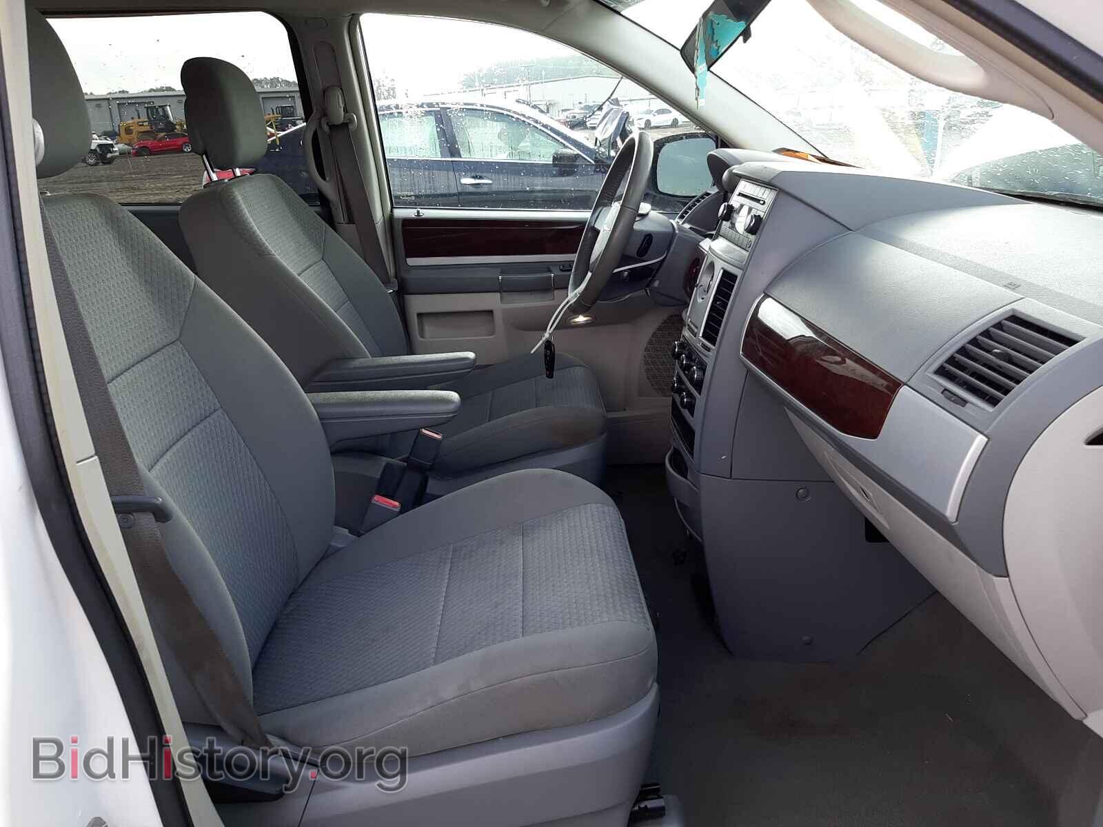 2010 CHRYSLER MINIVAN - VIN: 2A4RR5D1XAR284932 - Фото 5
