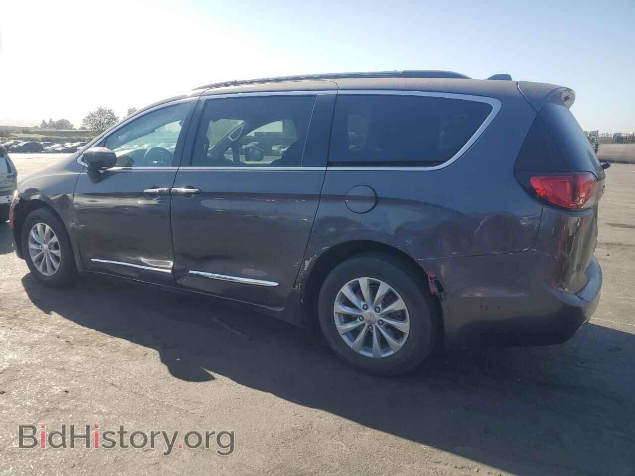 2017 CHRYSLER PACIFICA - VIN: 2C4RC1BG1HR543955 - Фото 2