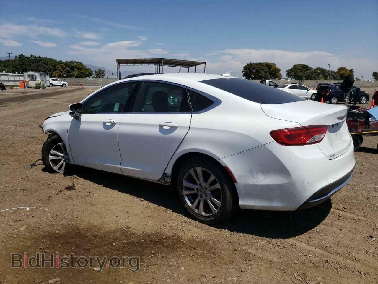 2016 CHRYSLER 200 - VIN: 1C3CCCAB0GN187943 - Фото 2