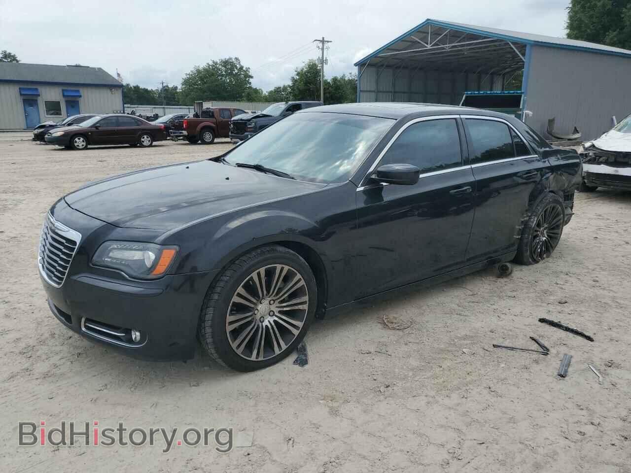 Фотография 2C3CCABTXDH681677 - CHRYSLER 300 2013