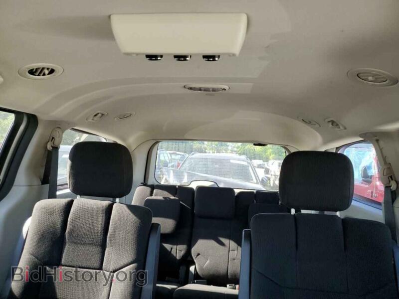 2011 Dodge CARAVAN (VIN 2D4RN3DG7BR674093) — photo 10 of 13