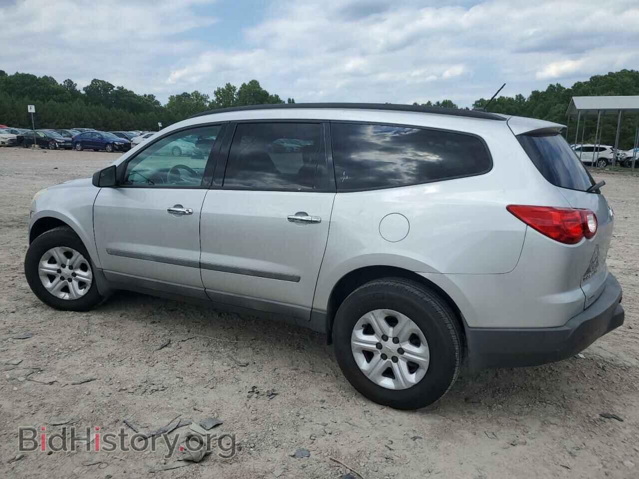 2009 CHEVROLET TRAVERSE - VIN: 1GNER13D29S169672 - Фото 2