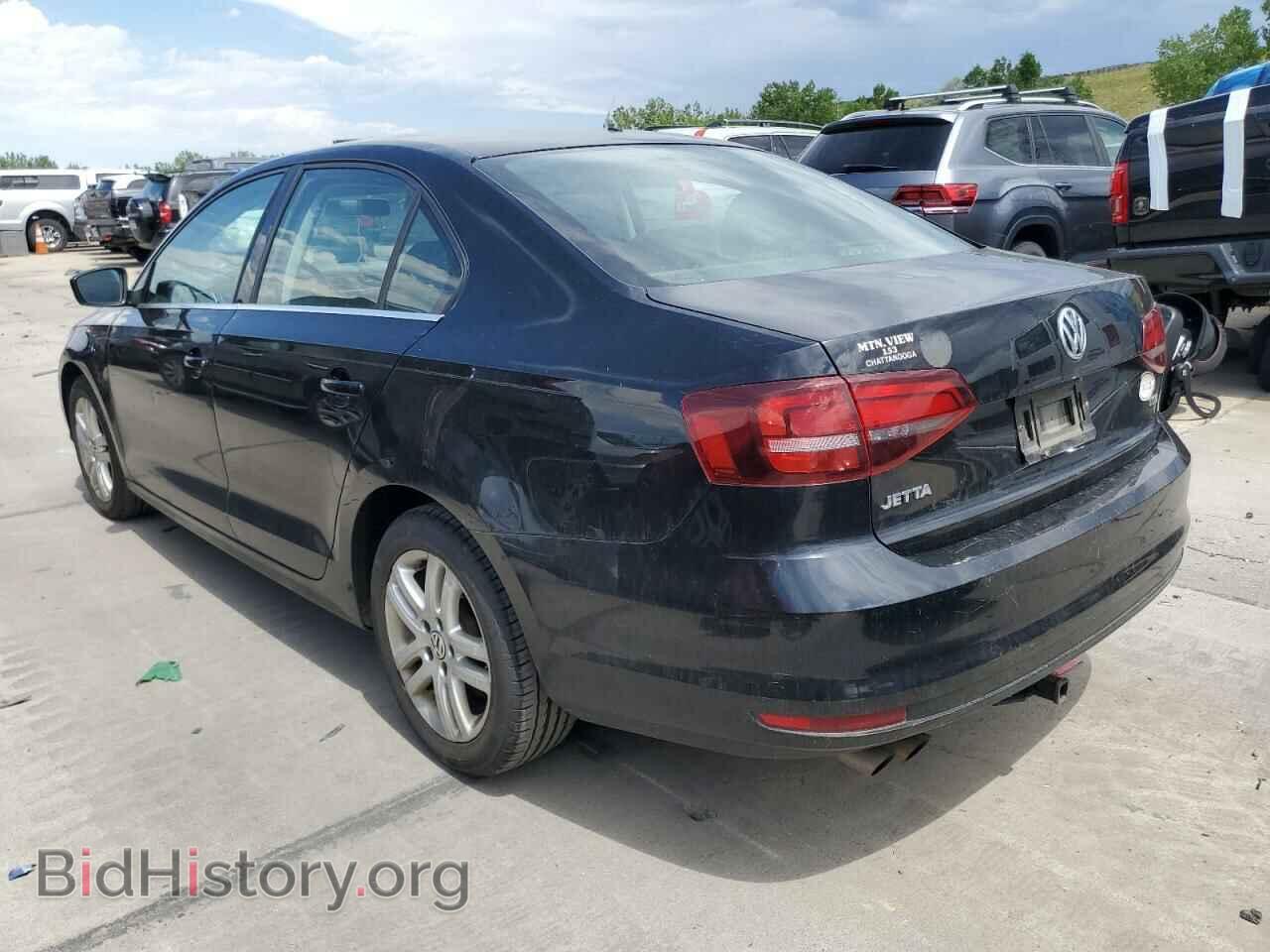 2017 VOLKSWAGEN JETTA - VIN: 3VW2B7AJ0HM247236 - Photo 2