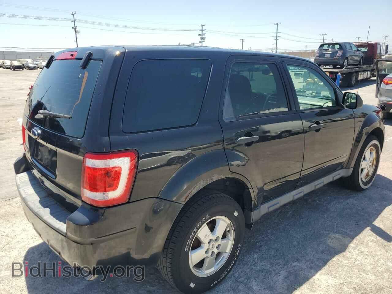 2011 FORD ESCAPE - VIN: 1FMCU9C71BKC43169 - Фото 3