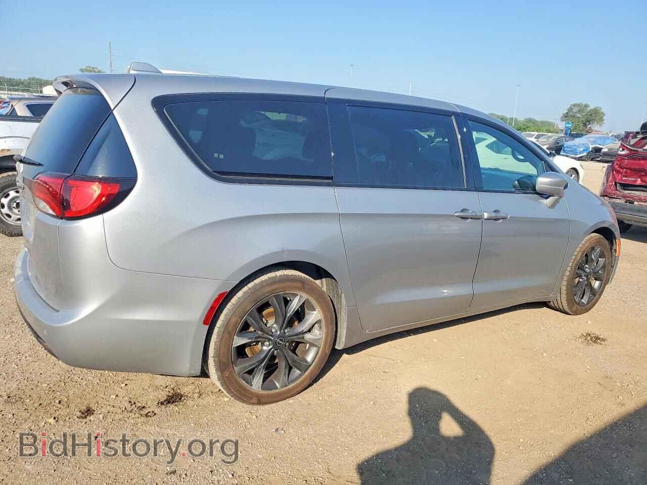 2018 CHRYSLER PACIFICA - VIN: 2C4RC1FG5JR272883 - Фото 3