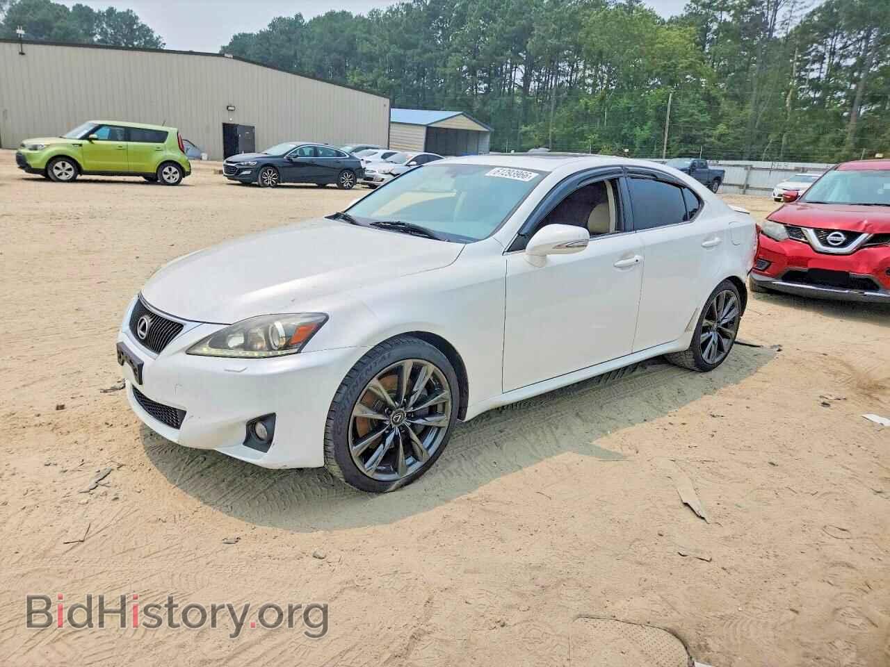 2011 LEXUS IS - VIN: JTHCE5C23B5000989 - Photo 2