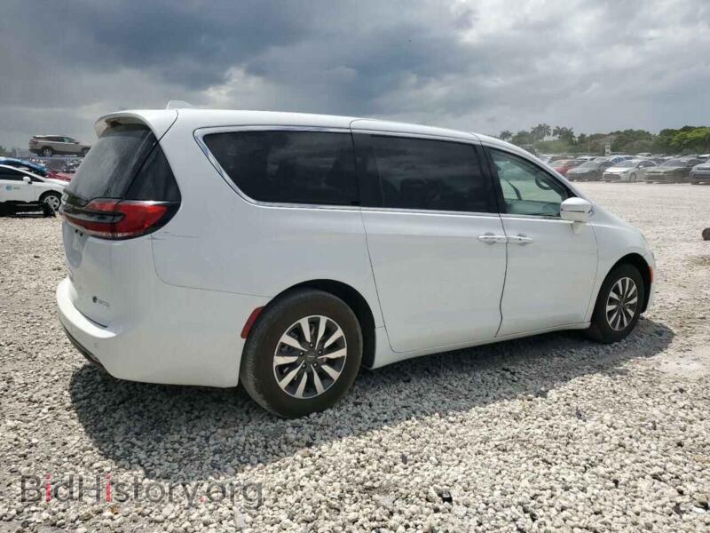 2022 Chrysler PACIFICA (VIN 2C4RC1L77NR129699) — photo 3 of 15