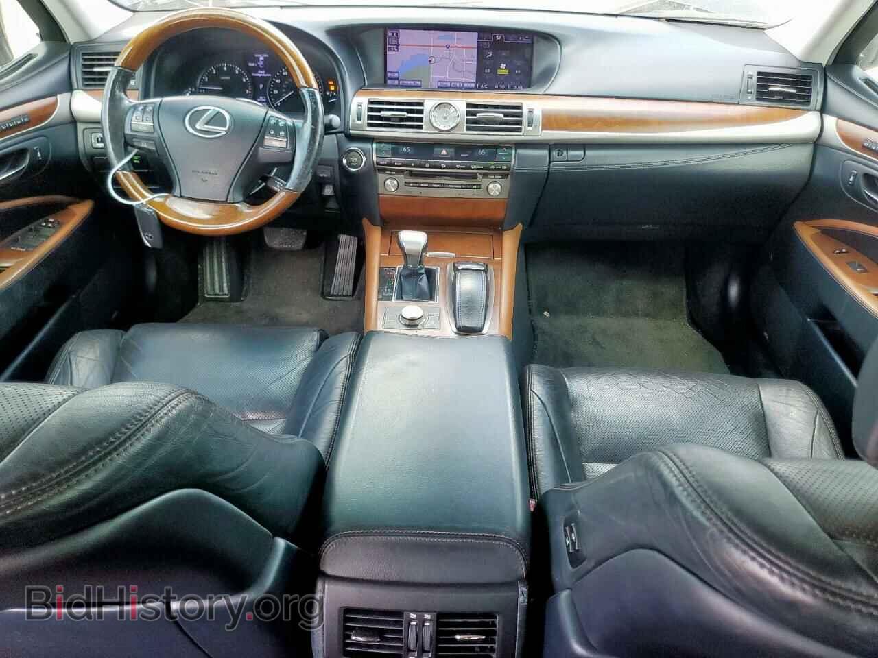 2013 LEXUS LS460 - VIN: JTHBL5EF4D5119493 - Photo 8