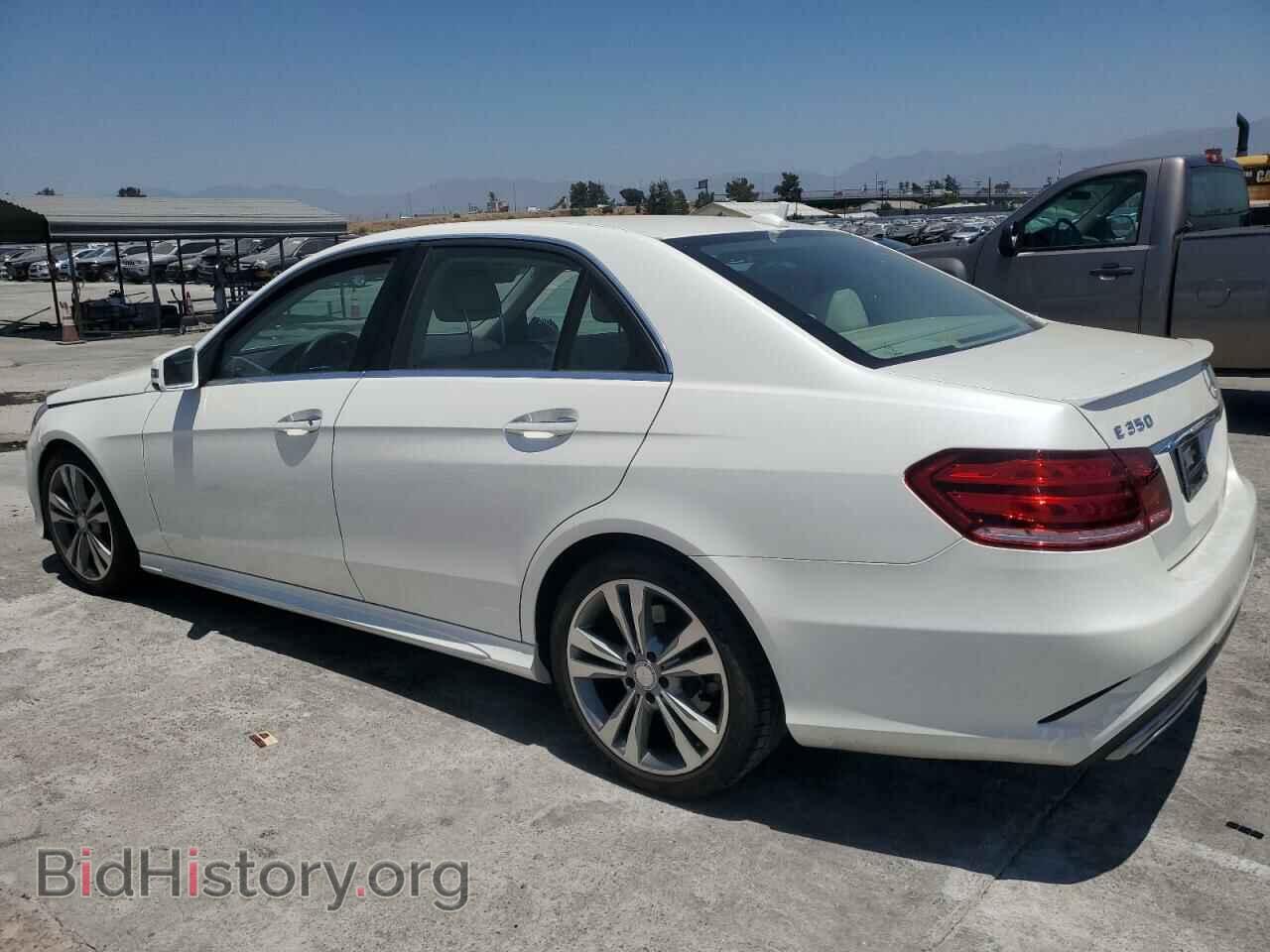 2014 MERCEDES-BENZ E-CLASS - VIN: WDDHF5KB0EA965848 - Фото 2