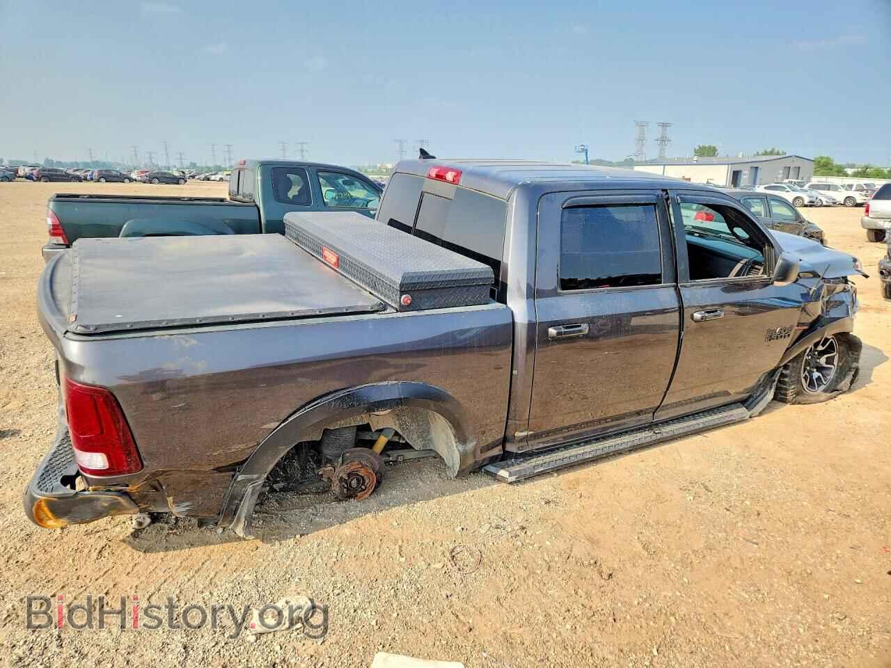2018 RAM 1500 - VIN: 1C6RR7YT4JS204303 - Photo 3