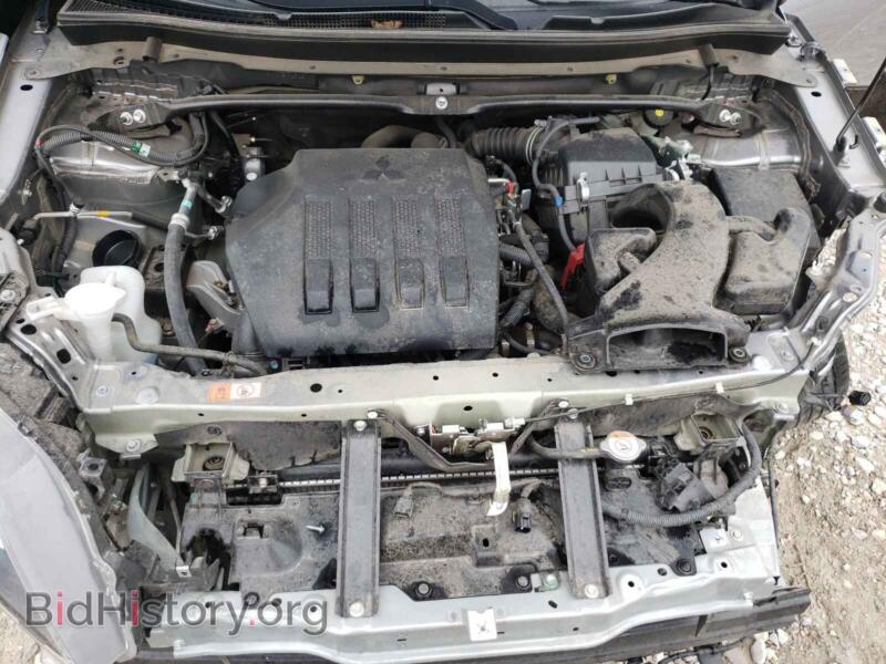 2019 Mitsubishi ECLIPSE (VIN JA4AT3AA2KZ014768) — photo 7 of 10