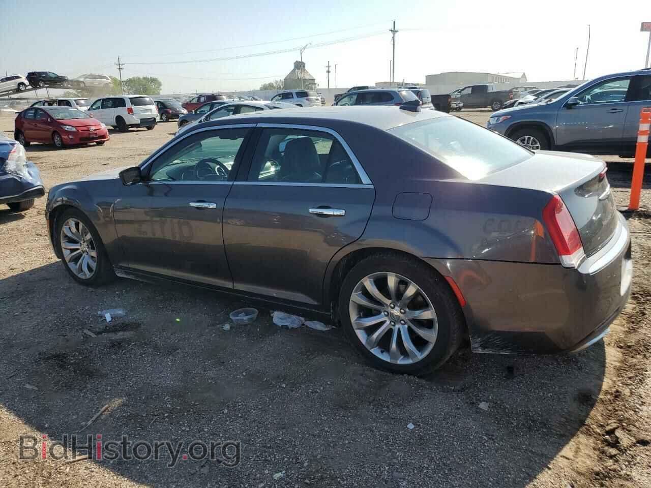 2017 CHRYSLER 300 - VIN: 2C3CCAEG2HH576927 - Фото 2