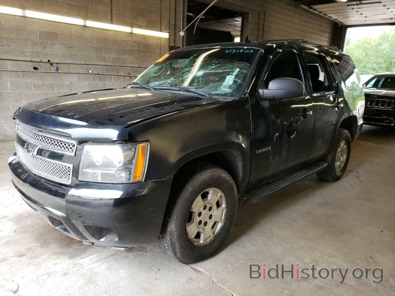 Photo 1GNSKAE06CR267605 - CHEVROLET TAHOE 2012