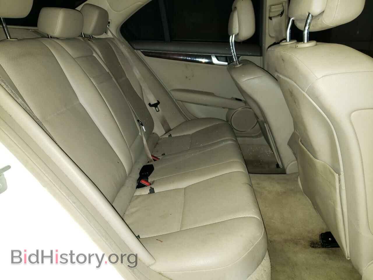 2014 MERCEDES-BENZ C-CLASS - VIN: WDDGF4HB2EA952175 - Фото 6