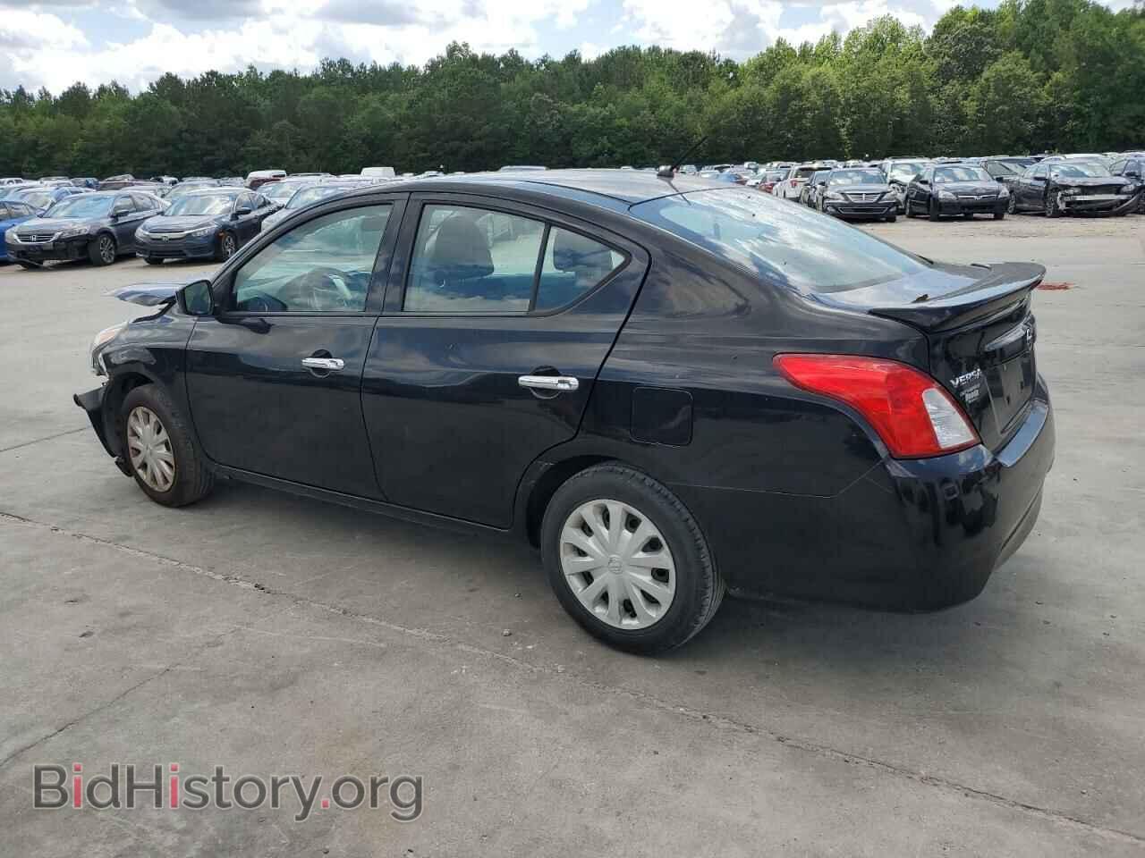 2017 NISSAN VERSA - VIN: 3N1CN7AP1HL828319 - Фото 2