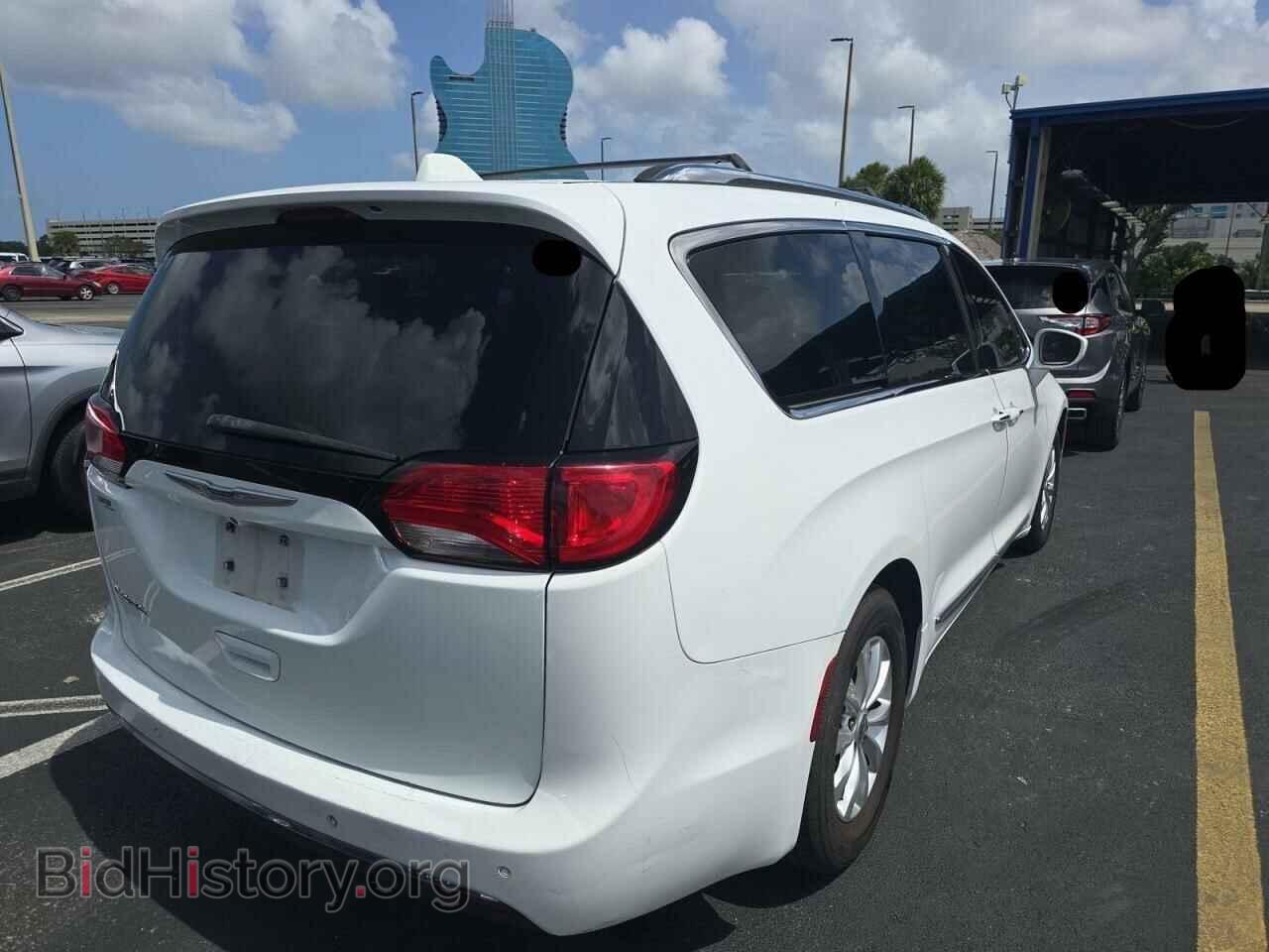 2019 CHRYSLER PACIFICA - VIN: 2C4RC1BG8KR537531 - Фото 4