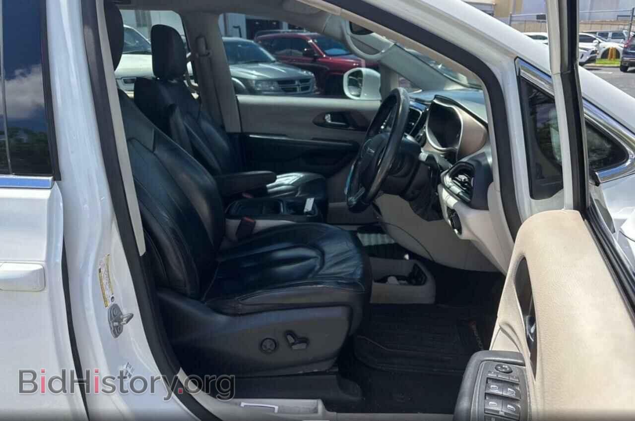 2019 CHRYSLER PACIFICA - VIN: 2C4RC1BG8KR537531 - Фото 5