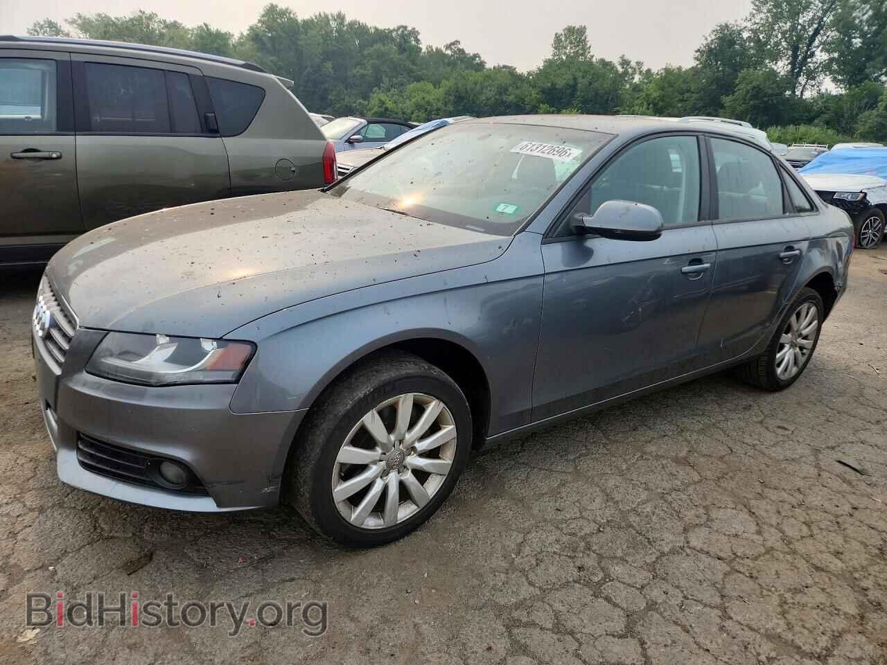 Фотография WAUBFAFL5CA012381 - AUDI A4 2012