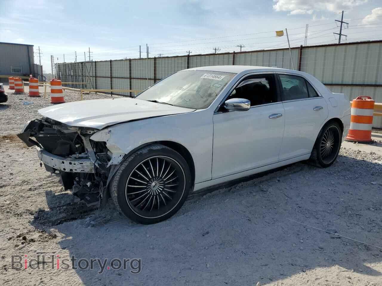 Фотография 2C3CCAEG6KH528290 - CHRYSLER 300 2019