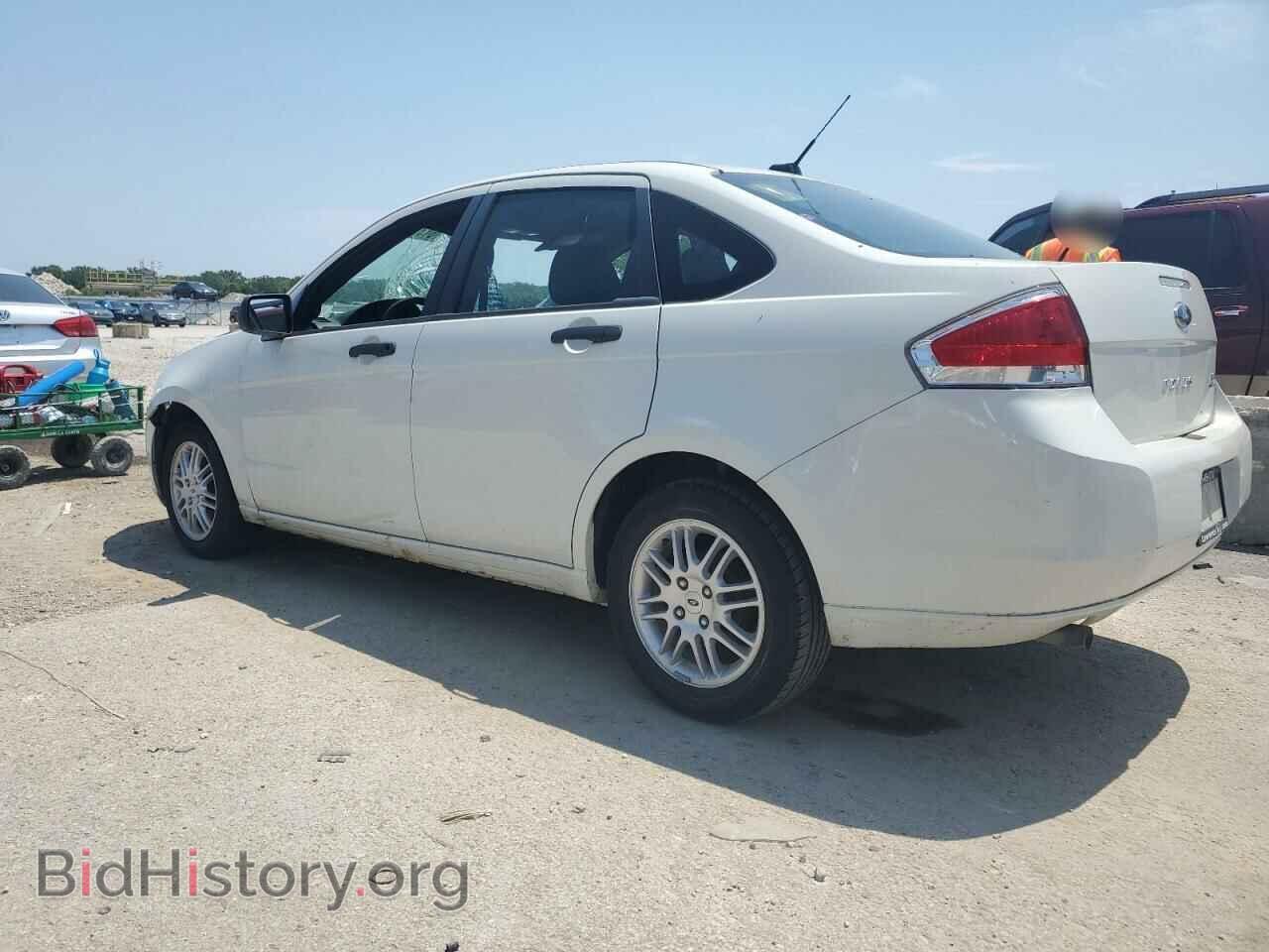 2010 FORD FOCUS - VIN: 1FAHP3FN2AW272704 - Фото 2